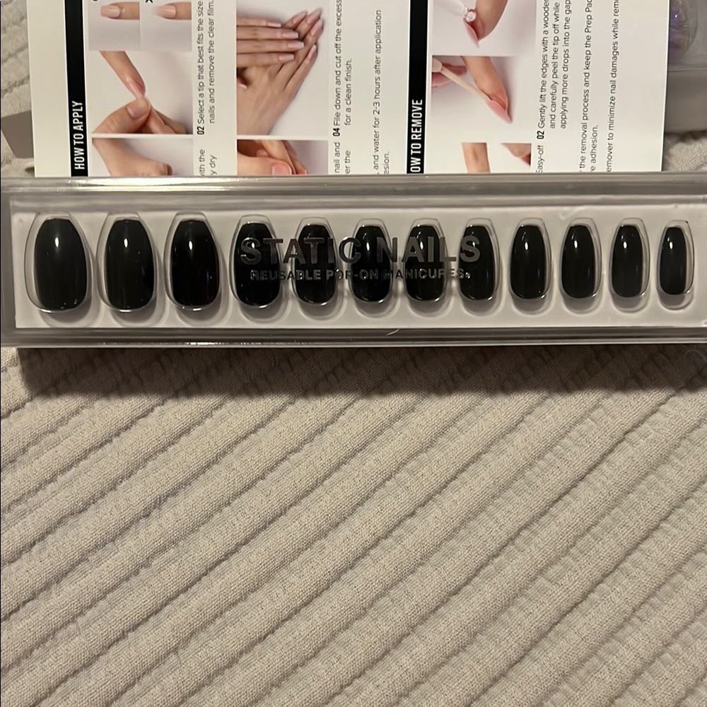 Static Nails Black Reusable Press-On Nails Set Coffin Shape